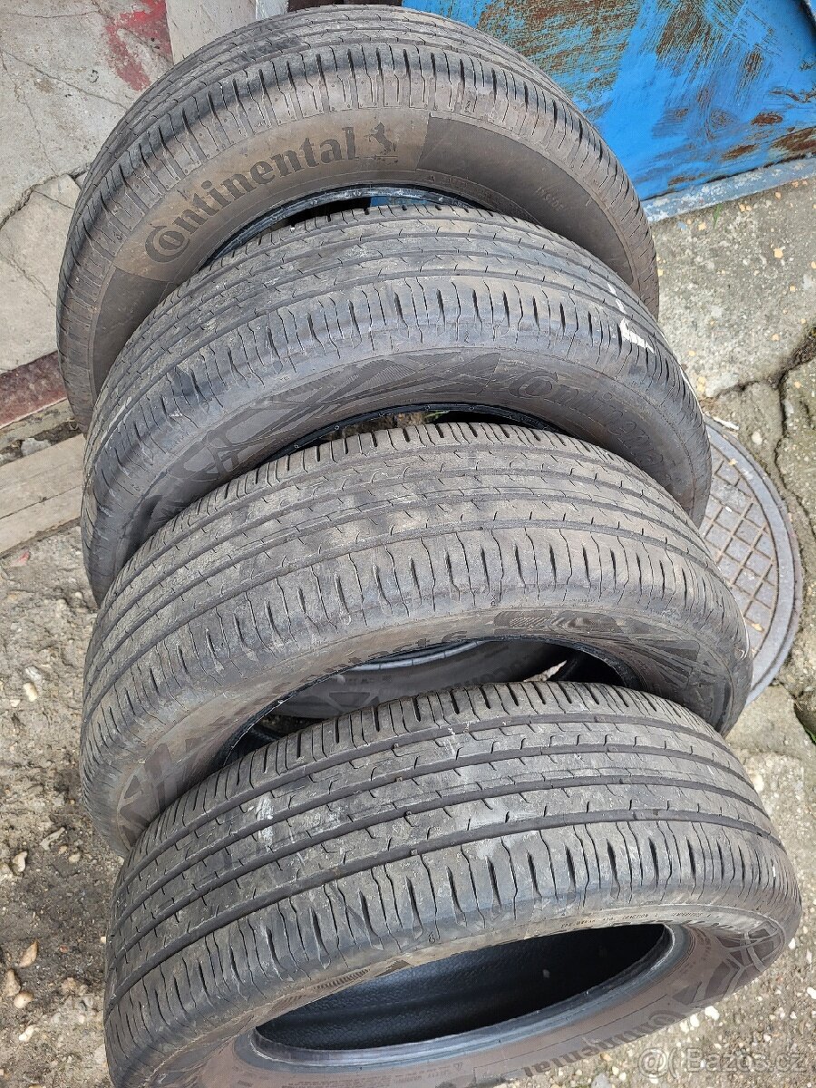Pneu Continental 215/65 R16 4x