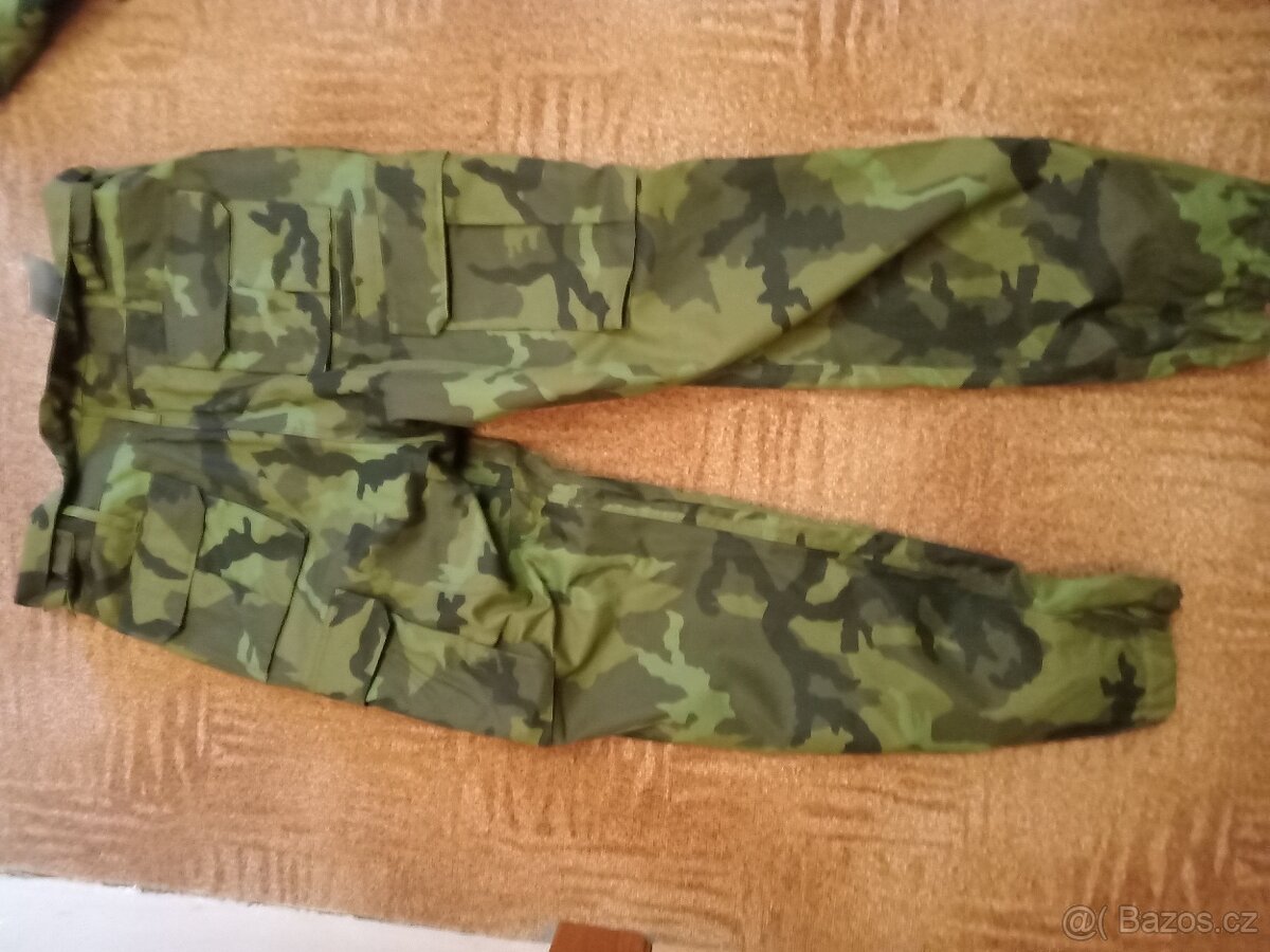 Vojenské zimní kalhoty