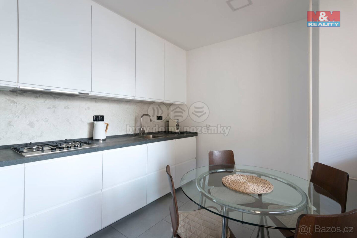 Pronájem bytu 3+1 95 m2 v Ostravě, ul. Čs. legií