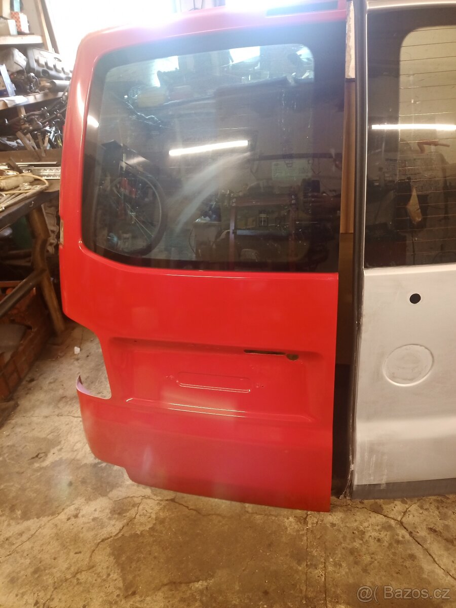 T5 transportér, Caravelle