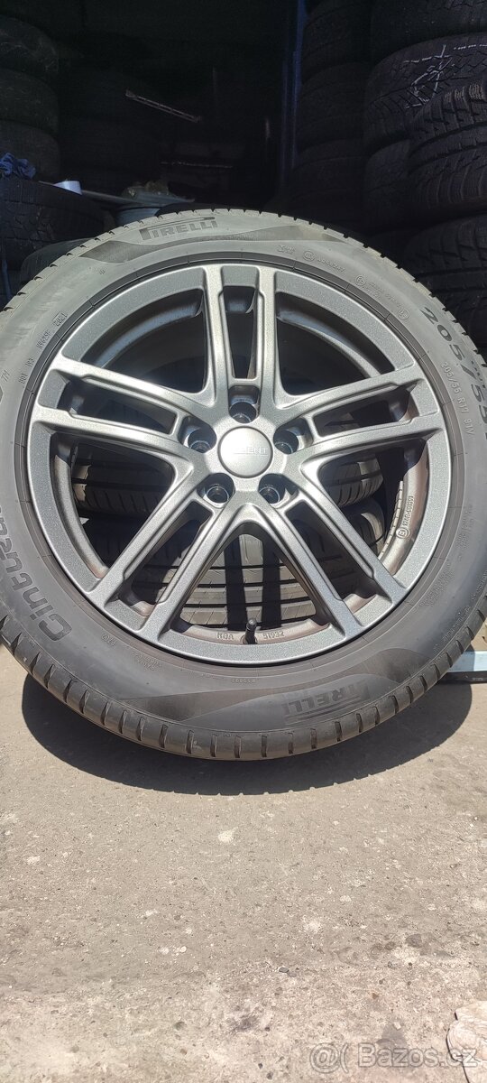 17" Skoda Kamiq 205/55 R17 91V 5x100