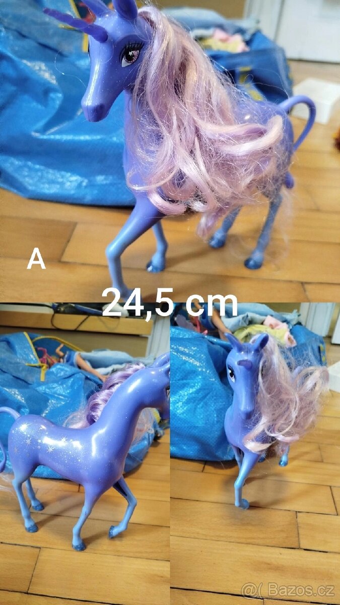 Panenky+ hračky koní