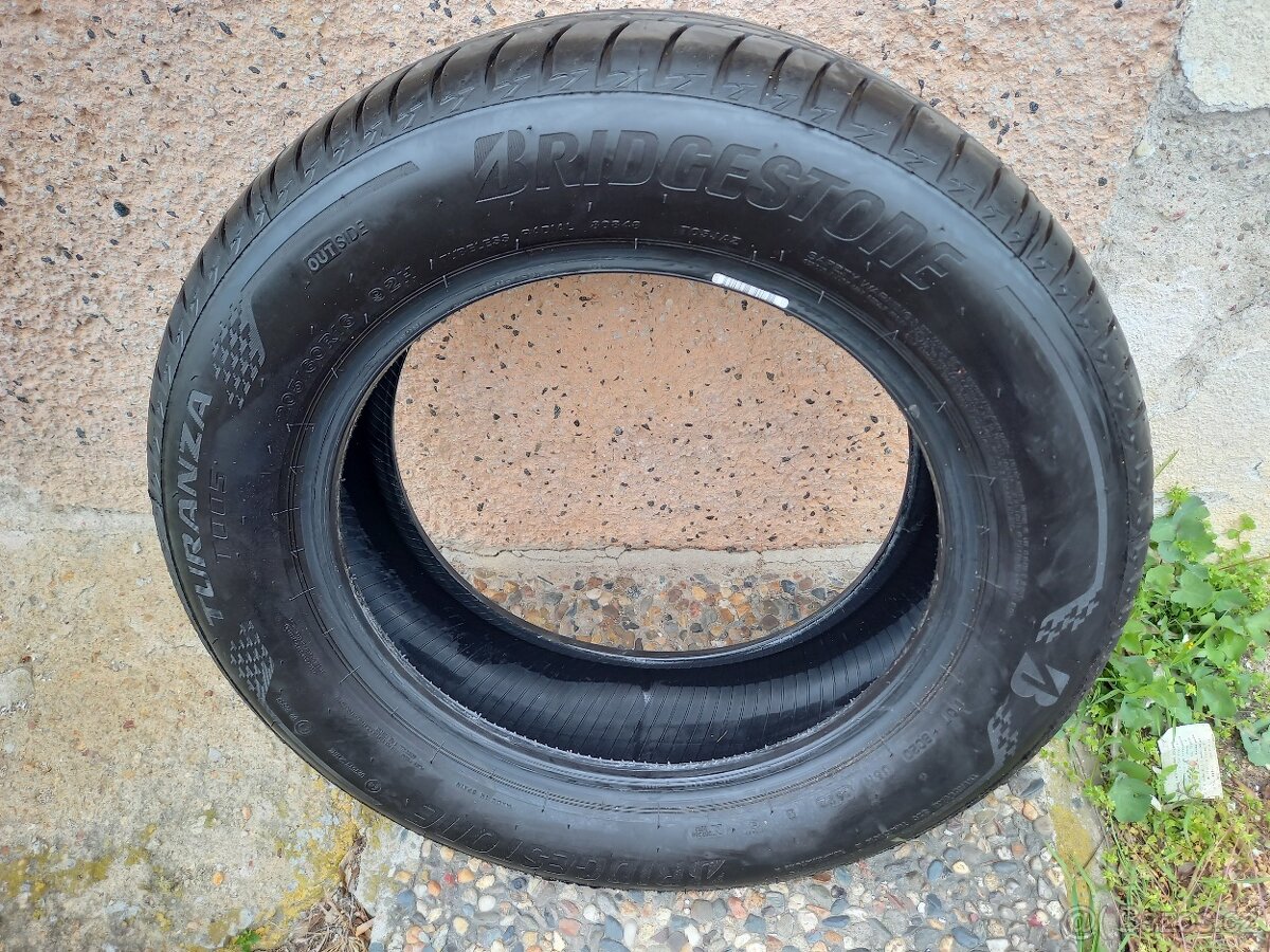 Prodám 4 ks letních pneu zn. Bridgestone Turanza 205/60 R16