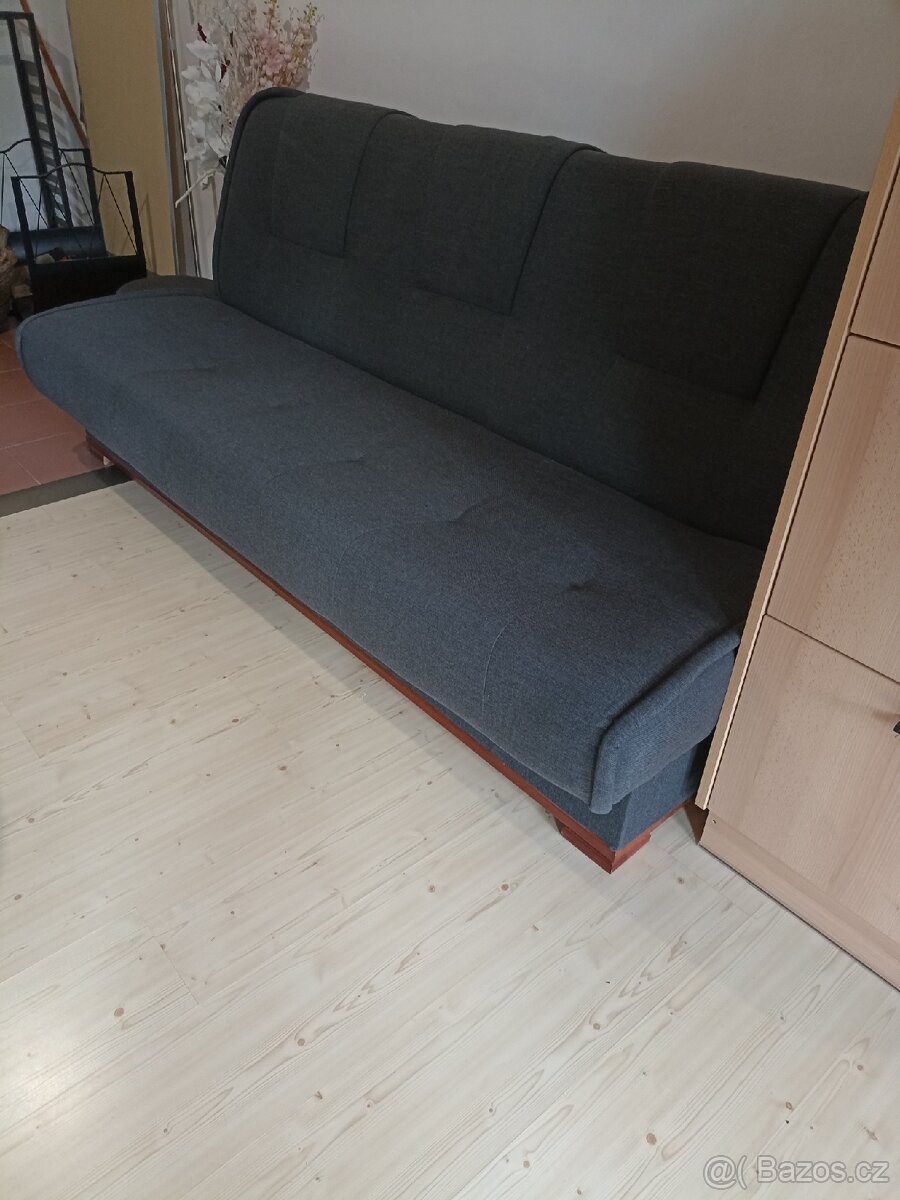 Rozkládací pohovka