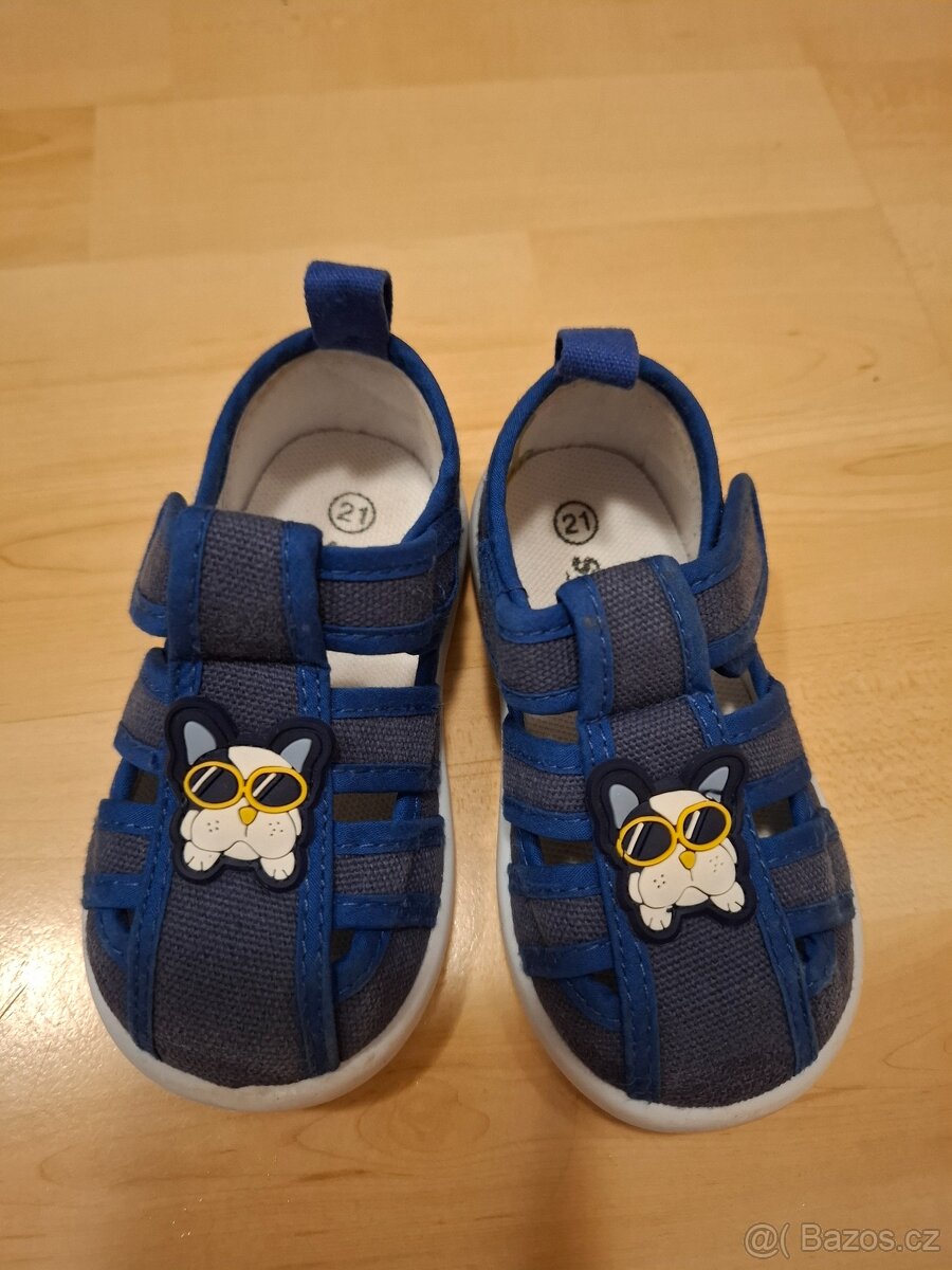 Sandále sandálky bačkůrky papučky Slobby modré velikost 21