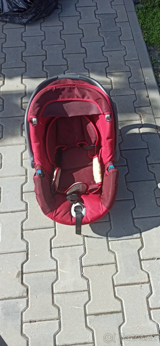 Autosedačka vajíčko