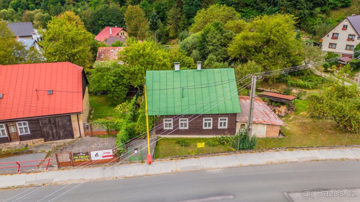 Malebná drevenica v pohraničí