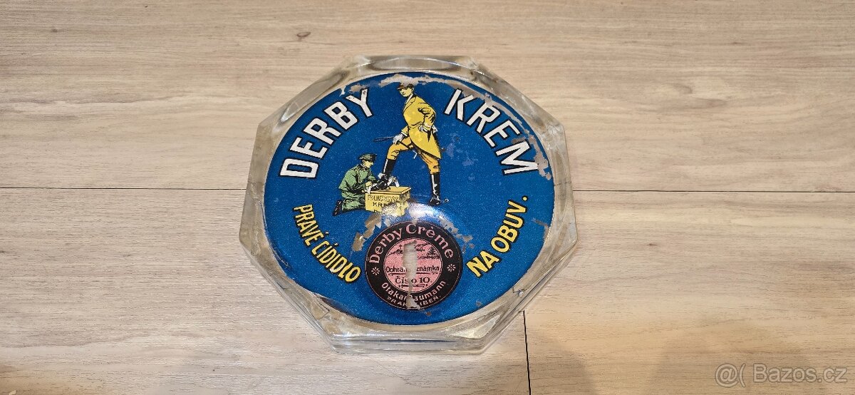 Reklamní skleněný mincovník Derby krém - 1.republika