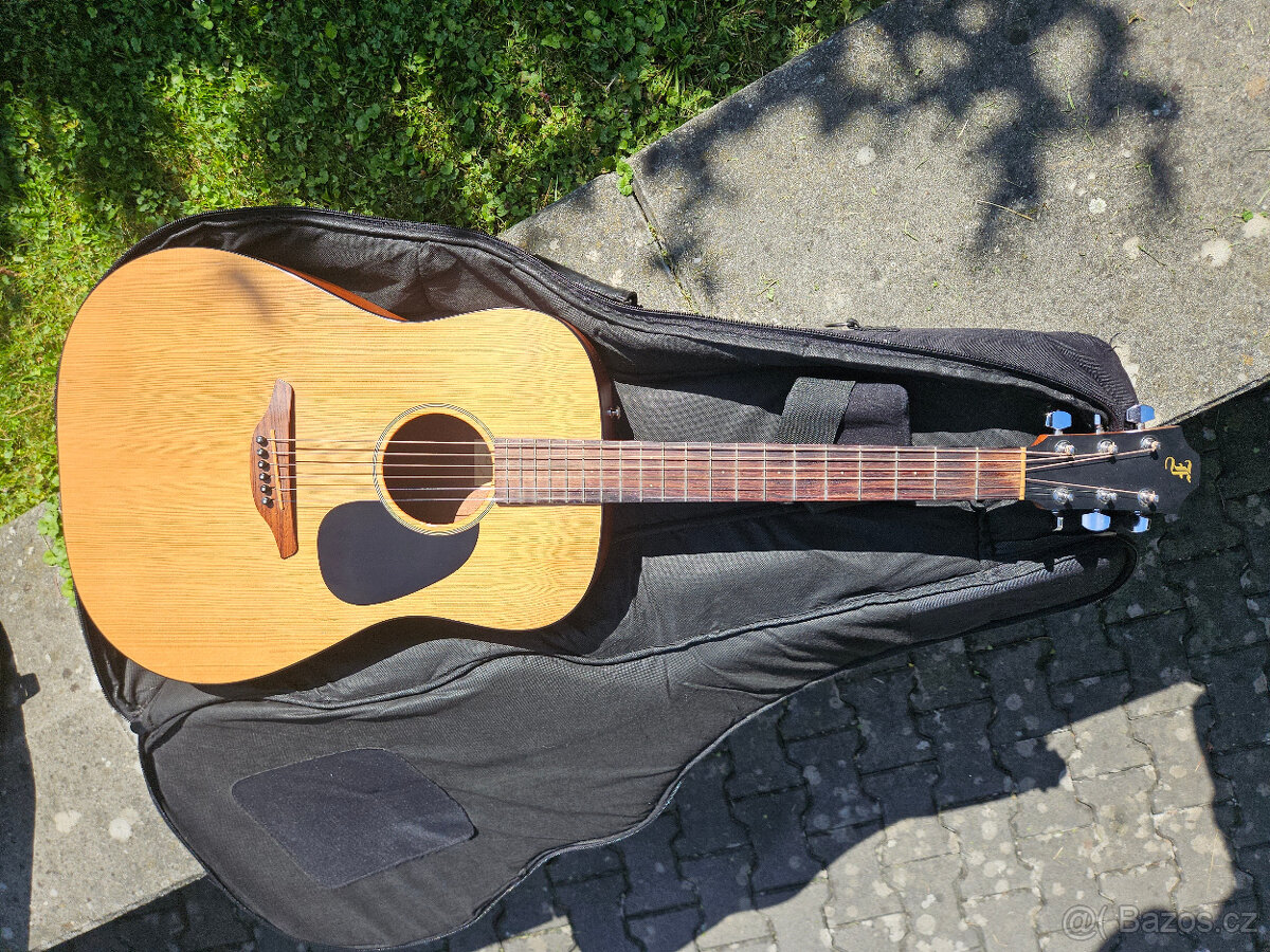 Akustická polomasivní česká kytara FURCH D-40 CM
