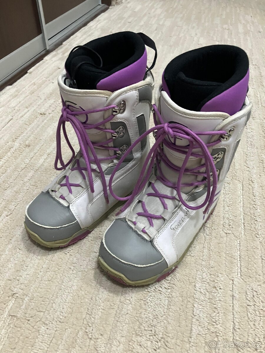 Snowboardove boty vel. 37