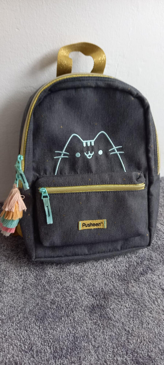 Batoh Pusheen