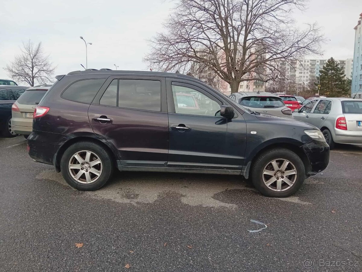 Hyundai Hyundai Santa