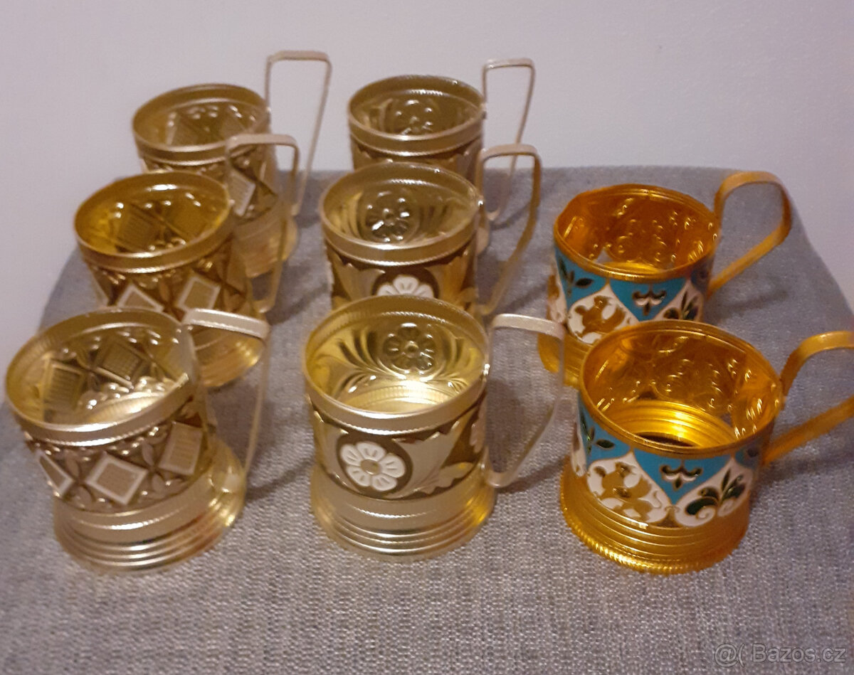 Retro ruské kovové držáky na skleničky "podstakanniky"