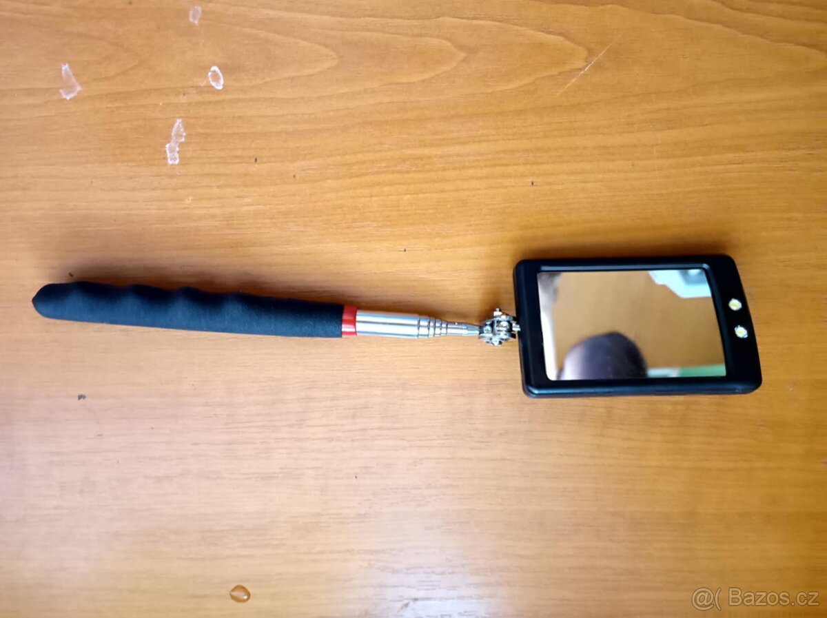 Sklopné zrcátko na teleskopické tyčce s osvětlením