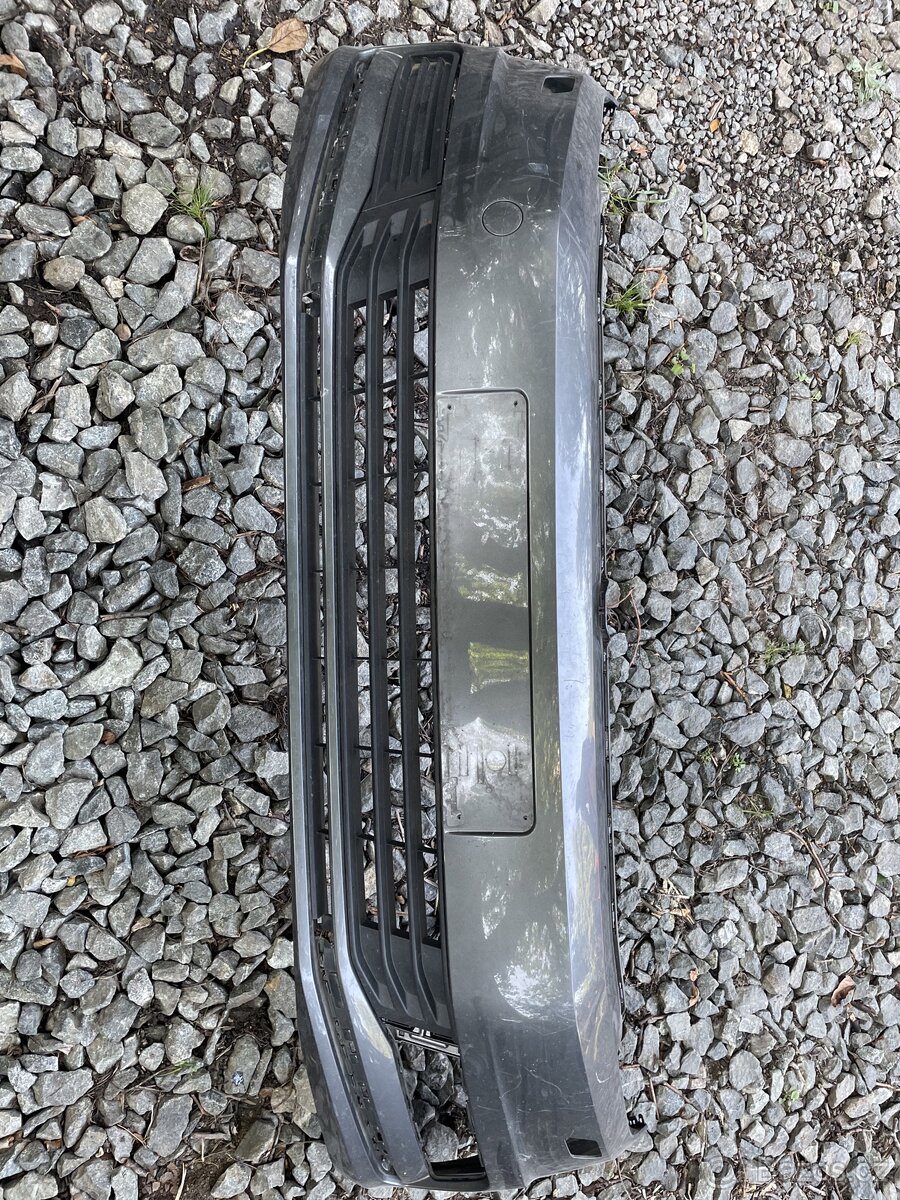 VW touran přední nárazník