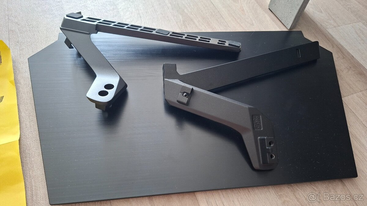 Držák Televize Hisense