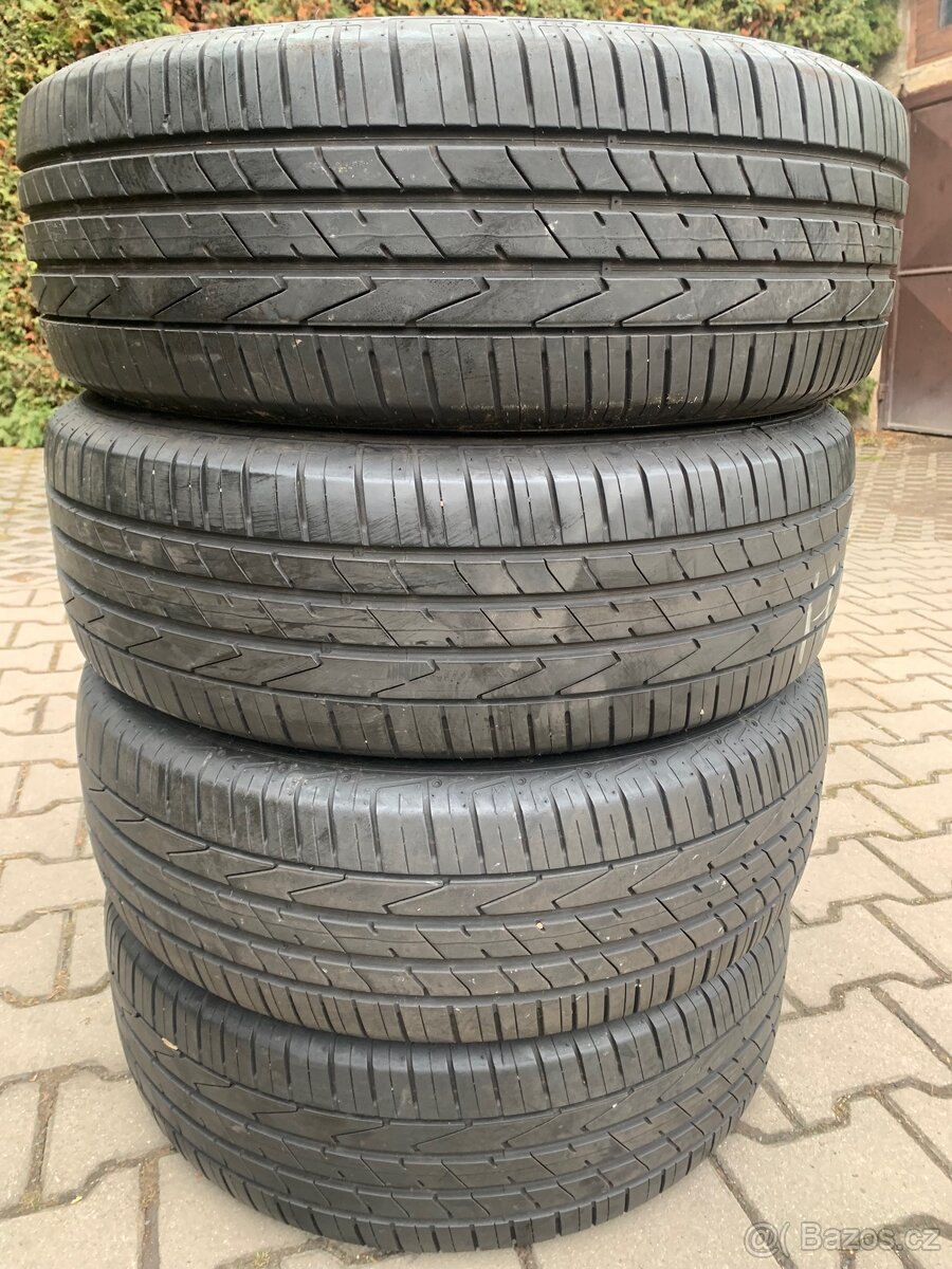 235/65/17 Hankook