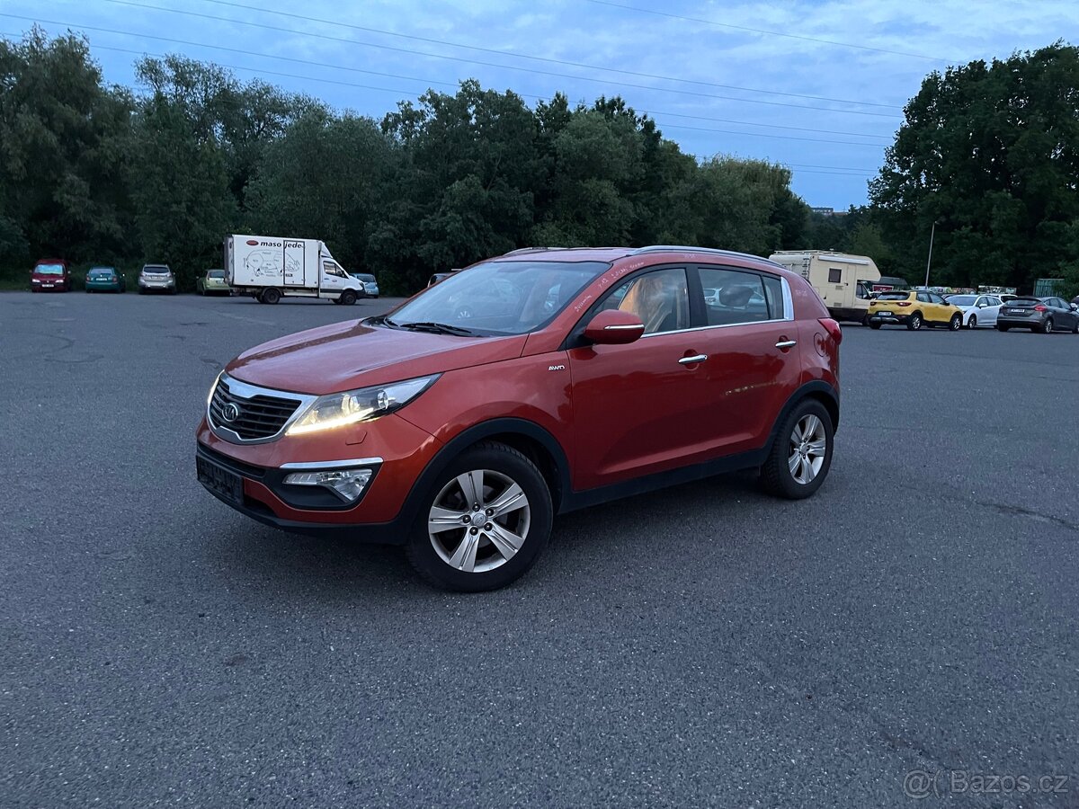 Kia Sportage 2012 rok na náhradní díly