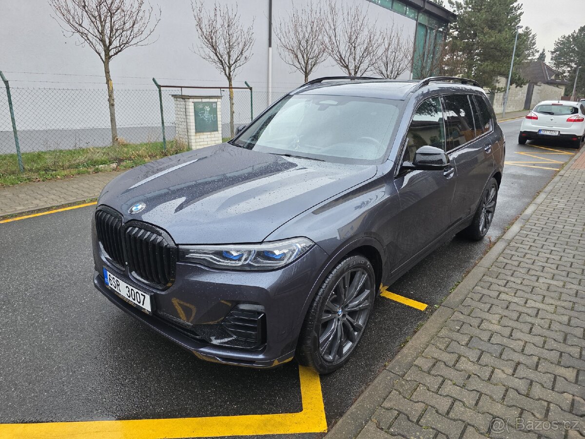 BMW X7 3.0d INDIVIDUAL UVEDENÁ CENA BEZ DPH