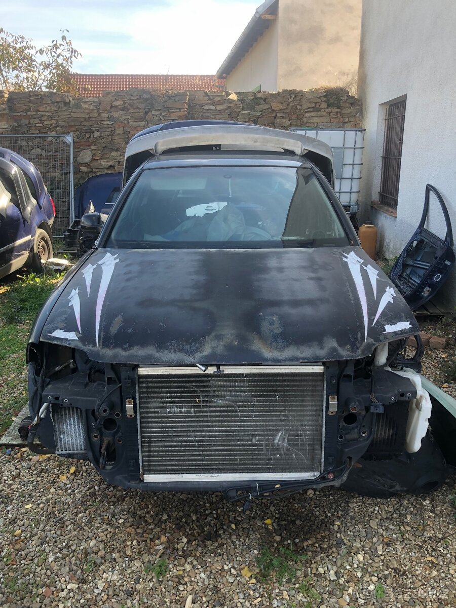 Přední kapota vw passat