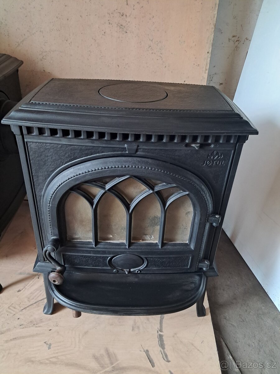 Jotul f3 CB litinová krbová kamna