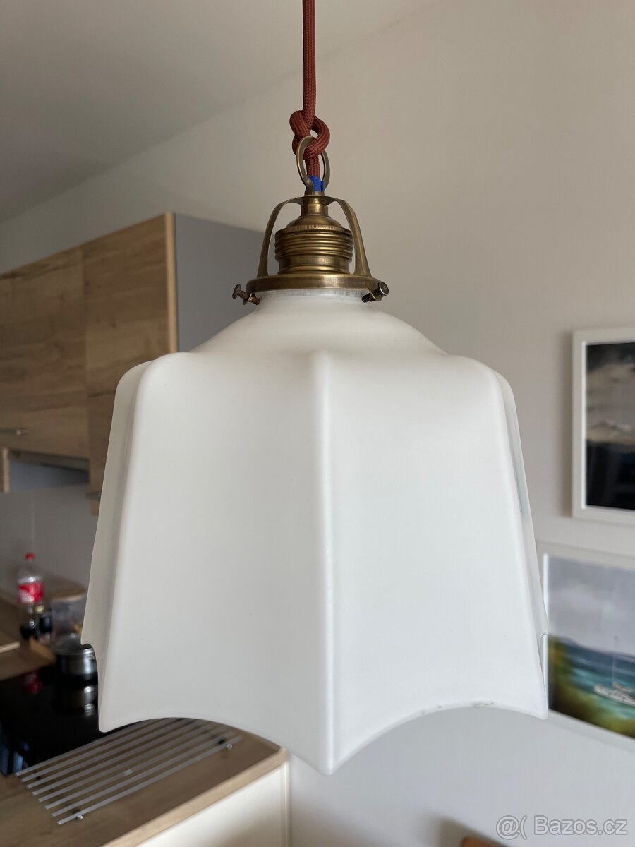 Světlo, porcelánová stahovačka