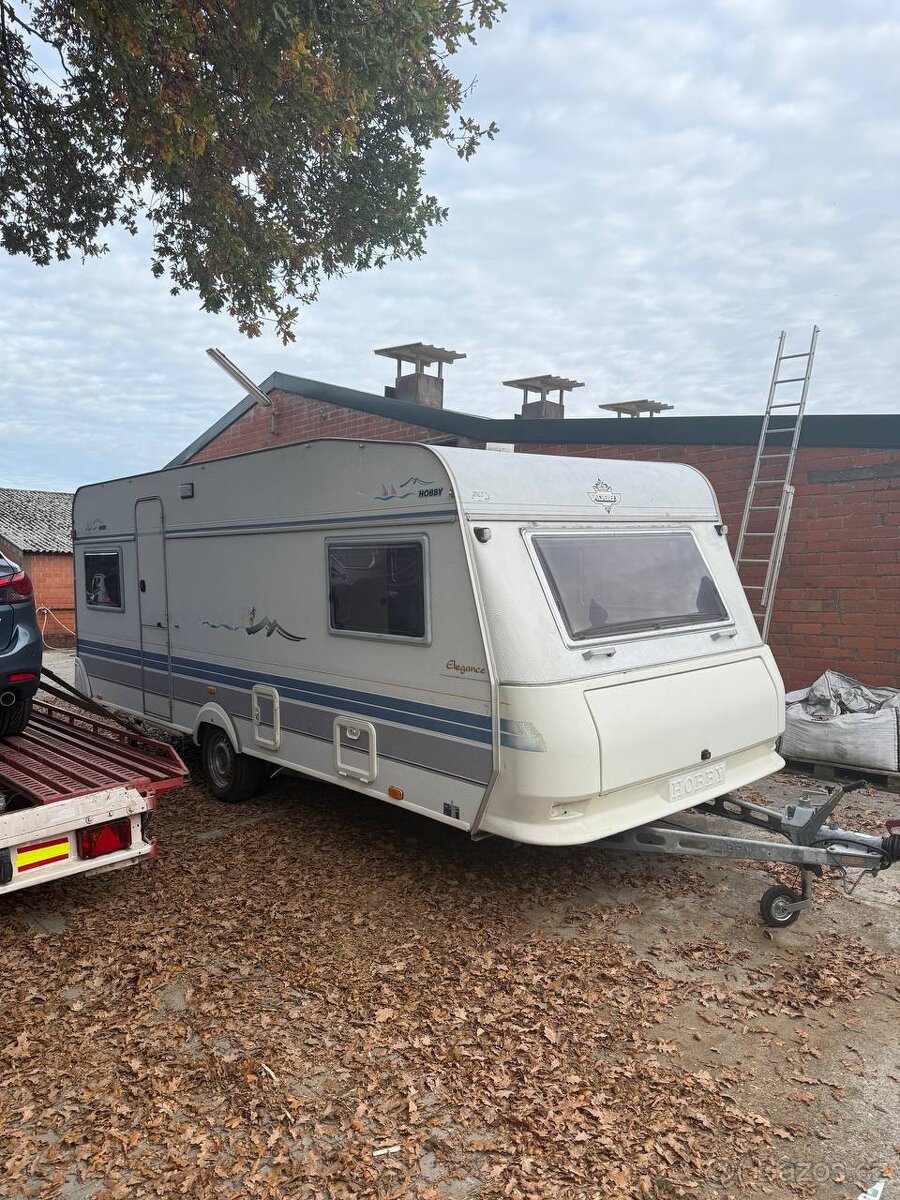 Zachovalý Karavan Hobby Elegance 495 r.v. 1997