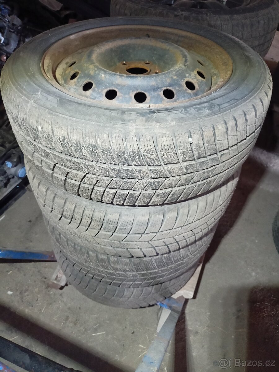 Zimni sada plechových disků R16 5x100 205/55