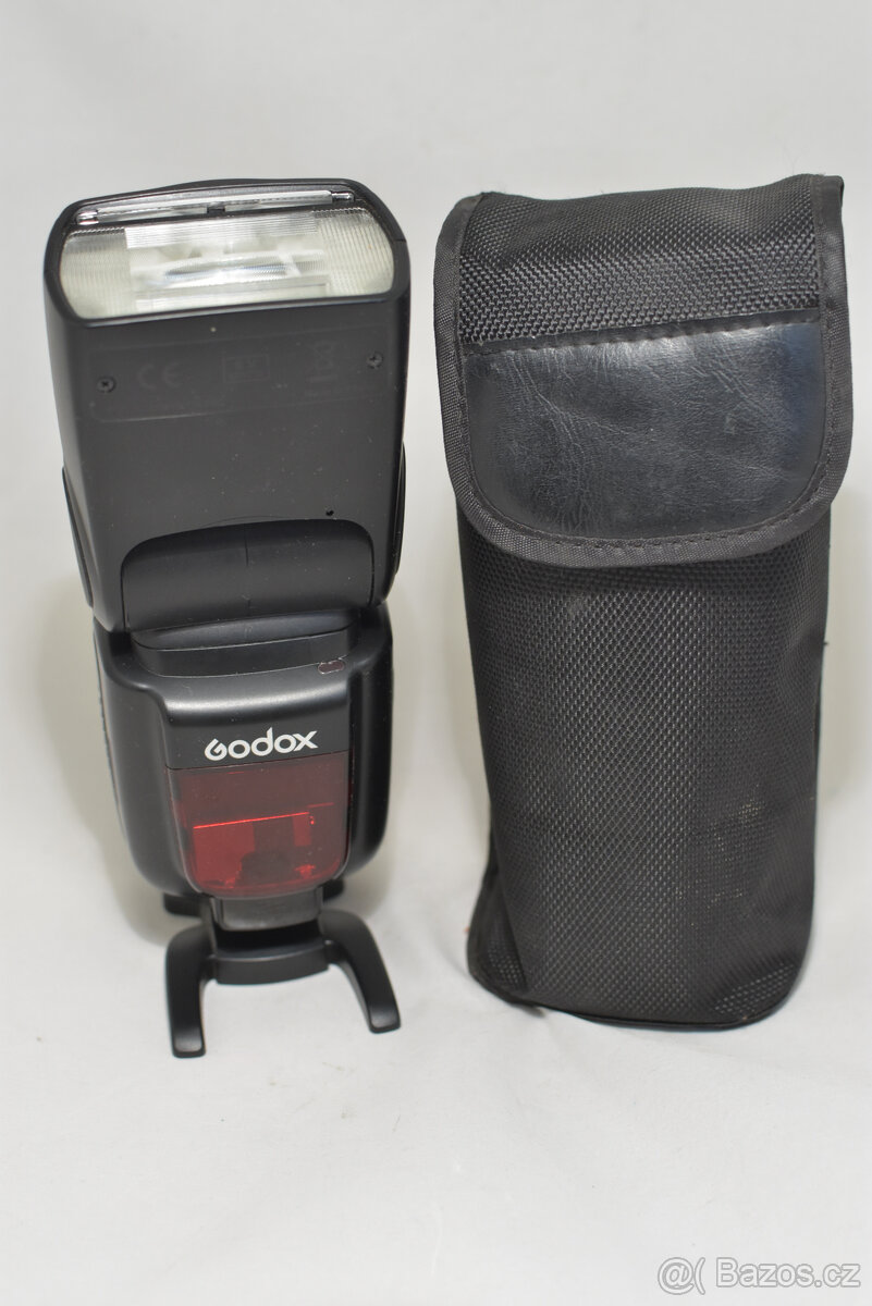 Godox TT685O –systémový blesk pro Olympus/PANASONIC