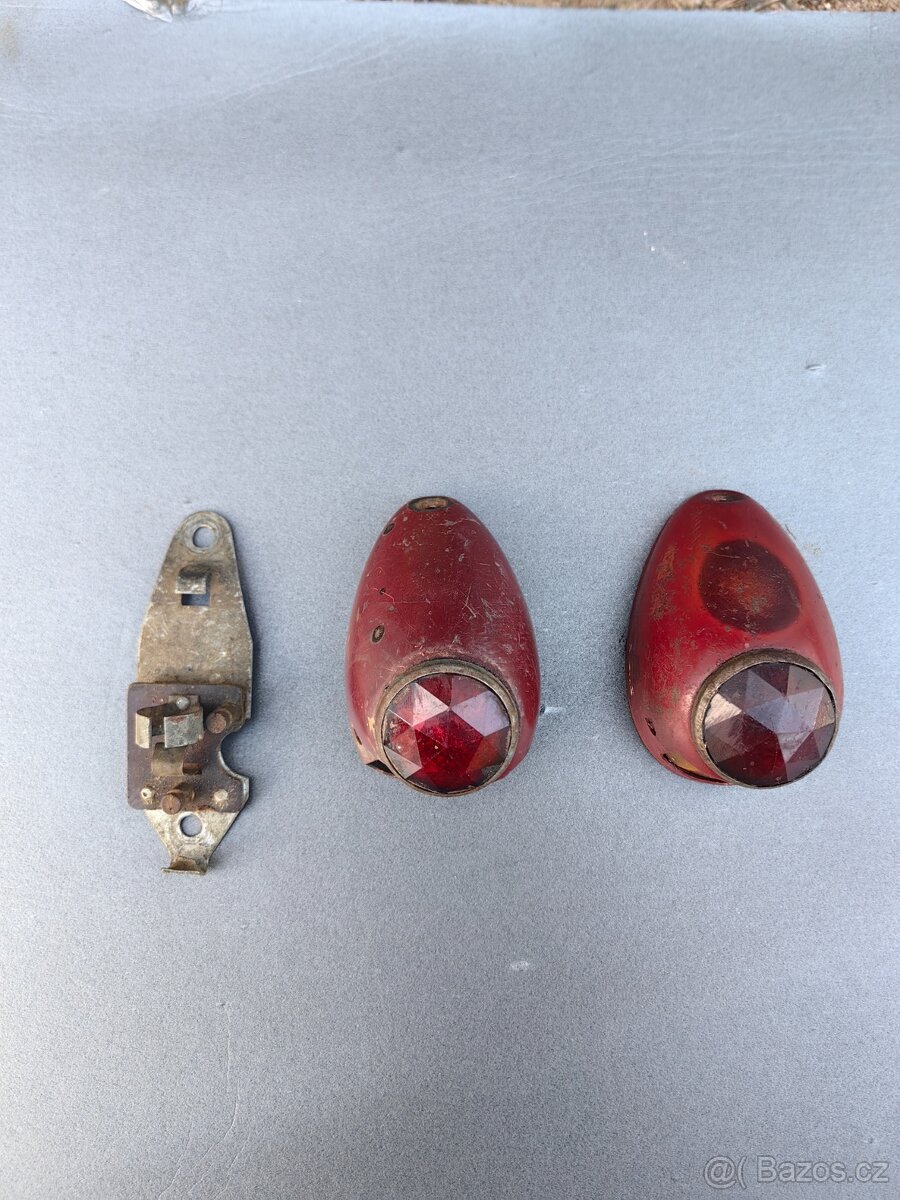 Jawa 555 /550 světlo