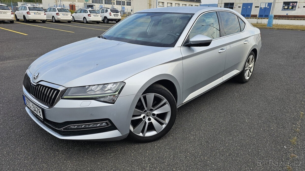 Pronájem Superb 2021 Taxi Bolt Uber 2.0 TDI automat