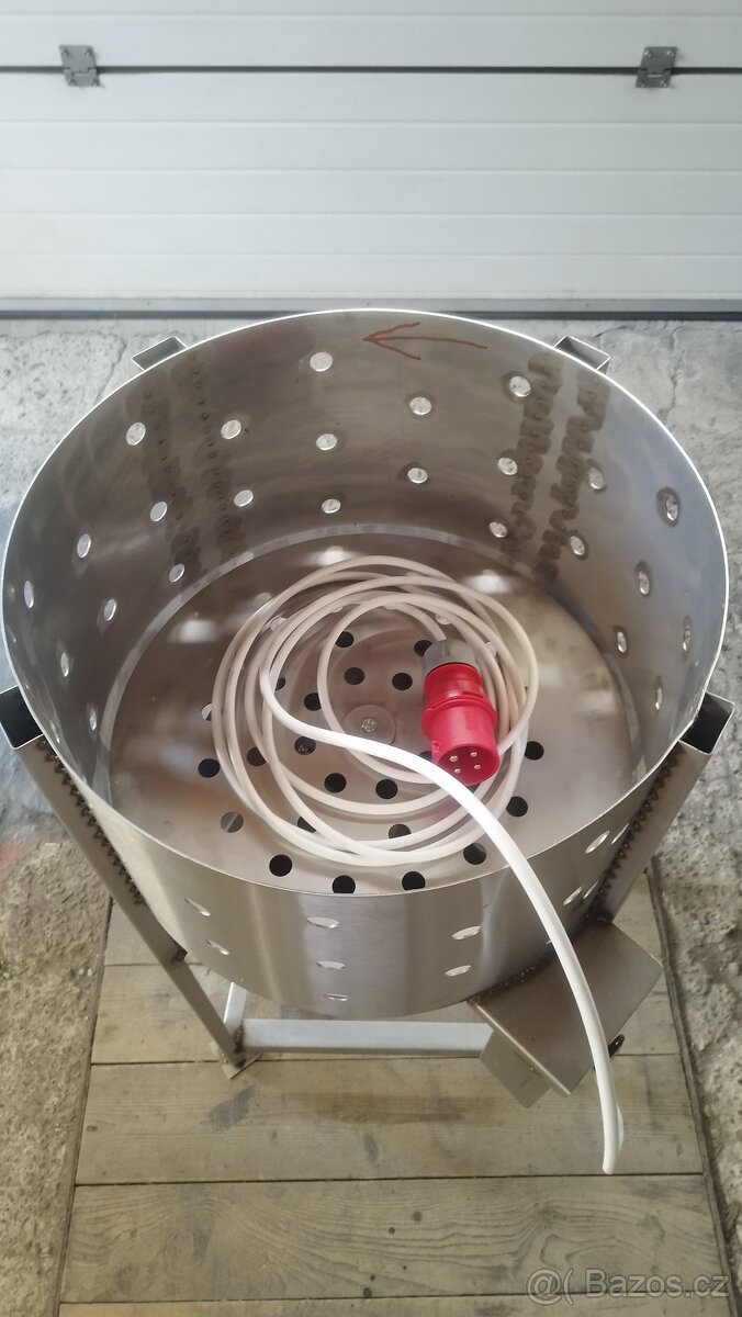 Škubačka na drůbež 50