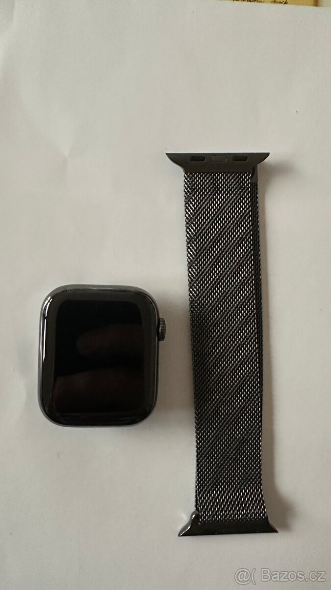 Apple watch 9 45mm grafite ocelové se safírovým sklíčkem
