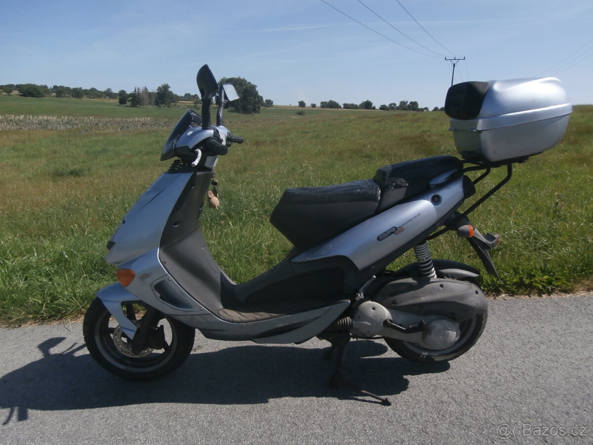 Aprilia SR 125 sporter