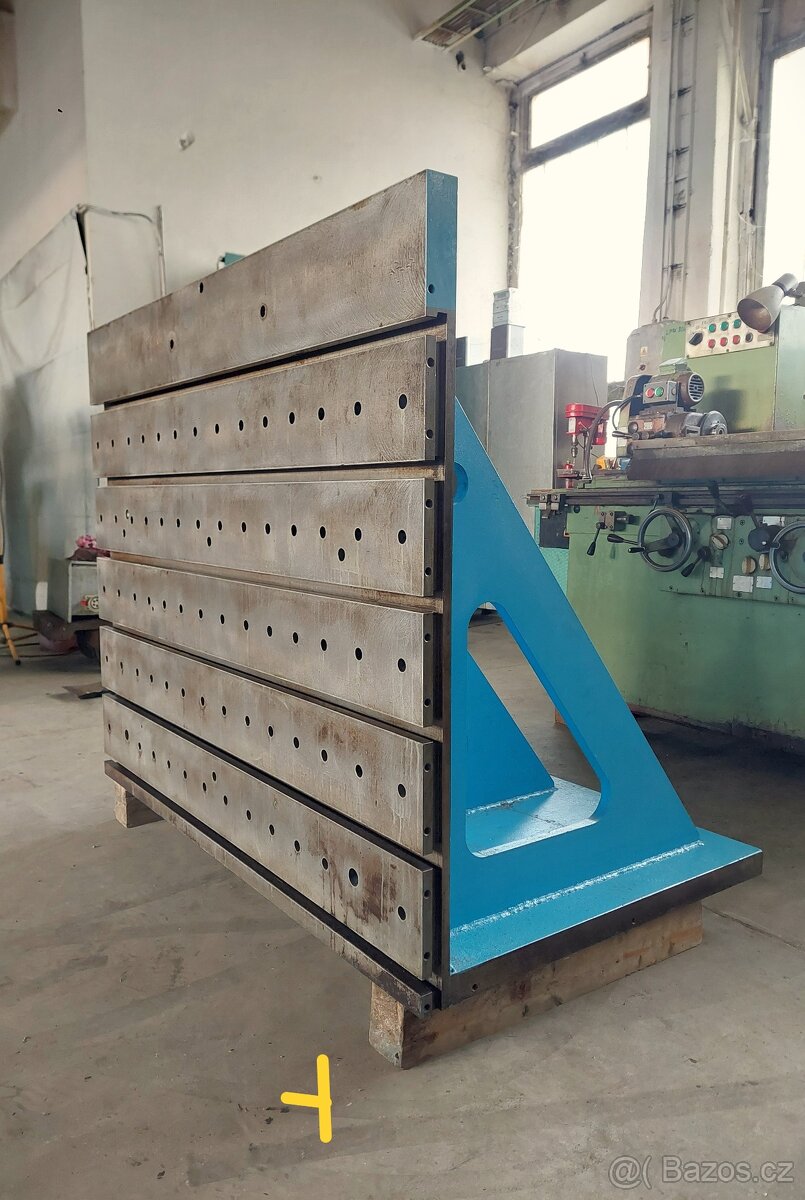 Upínací litinové úhelníky, upínací desky, kostky