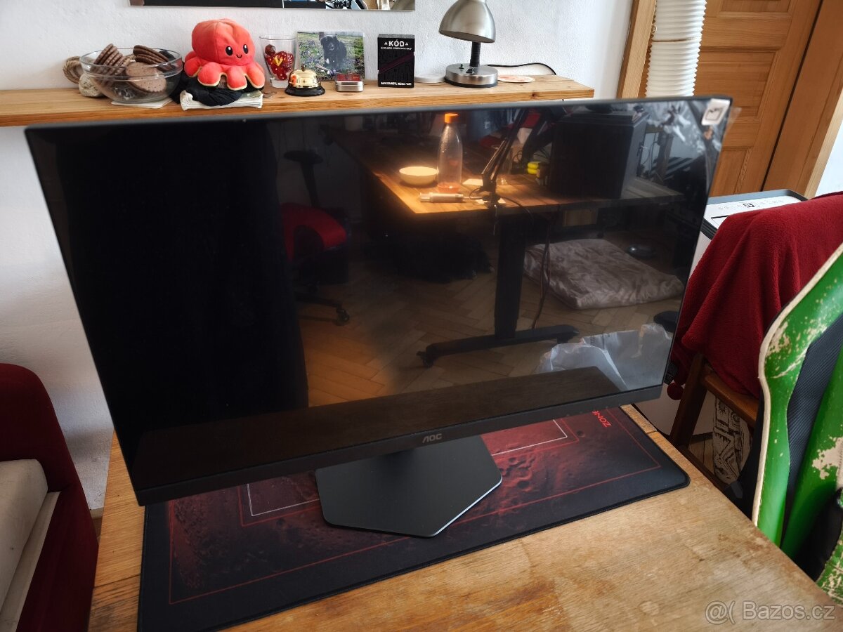 Herni monitor 27" AOC 180Hz 1440p HDR