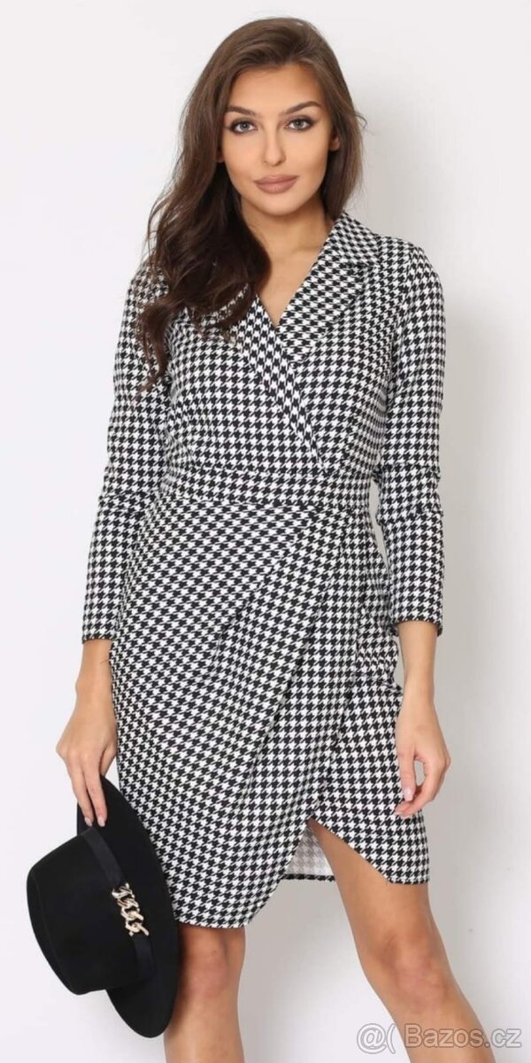 Elegantní dámské šaty nové vel. L