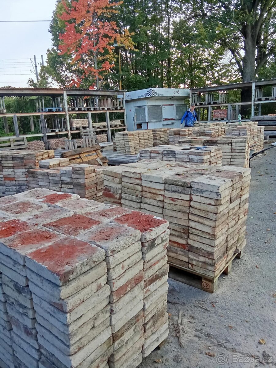 Půdovky 22x22 a 24x24cm