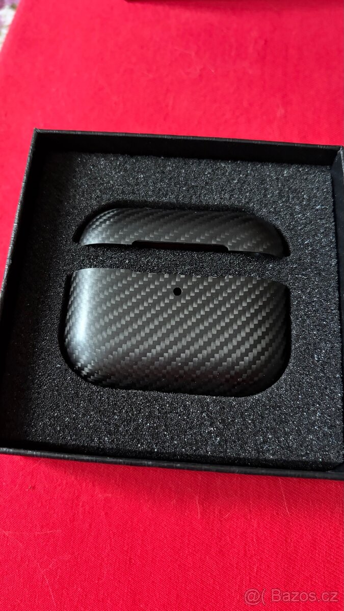 AirPods Pro 3 Aramid case