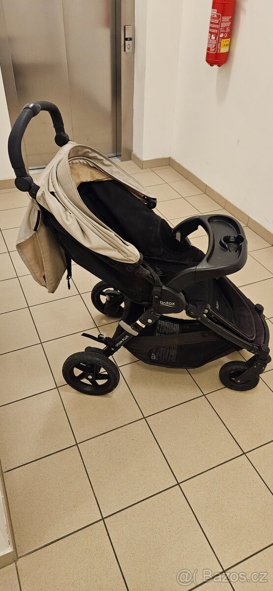 Britax motion plus prodam