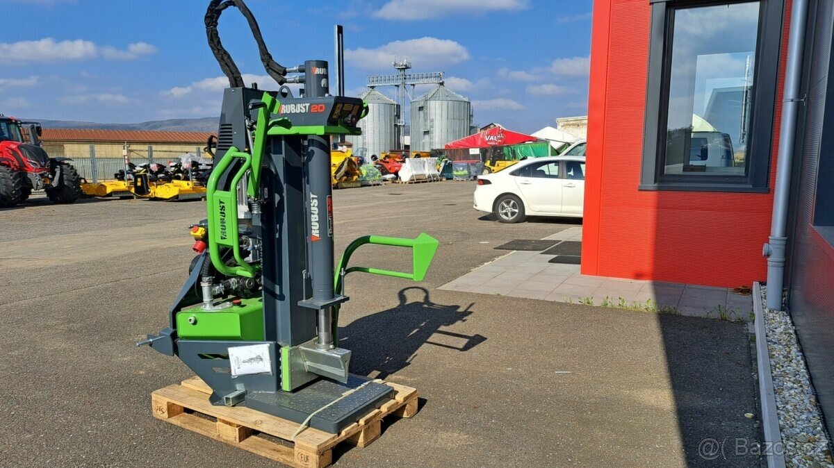 Štípač Robust R 20 EK