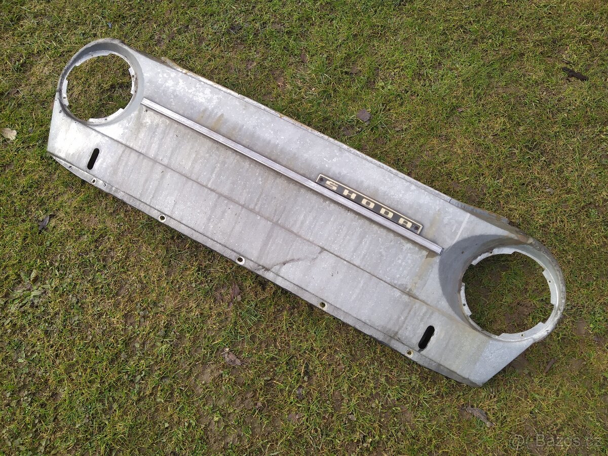 Přední čelo Škoda 100