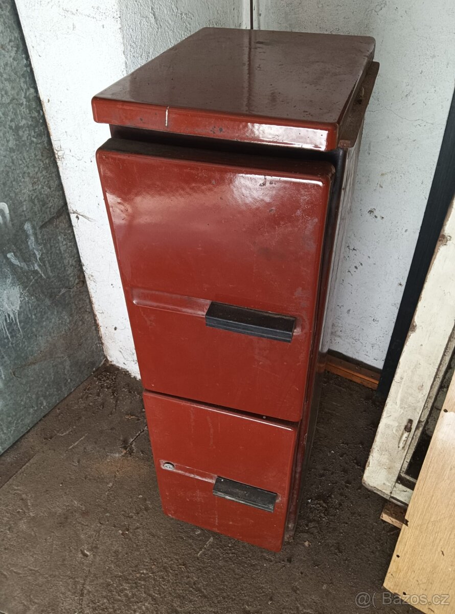 S2 Kamna (2ks) ... 1000kč a 500Kč