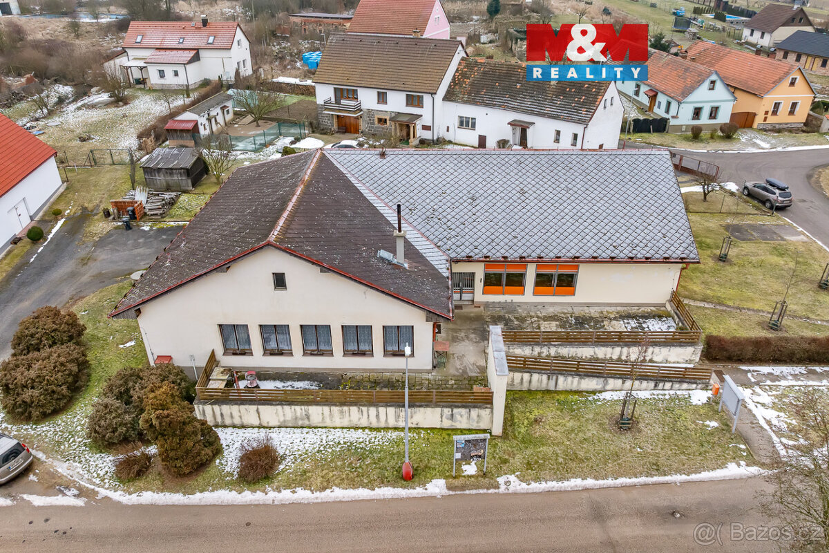 Prodej chalupy, 345 m², Stebno u Petrohradu