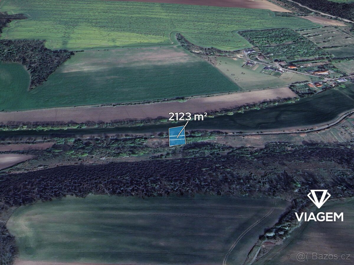 Pole 2 123 m²