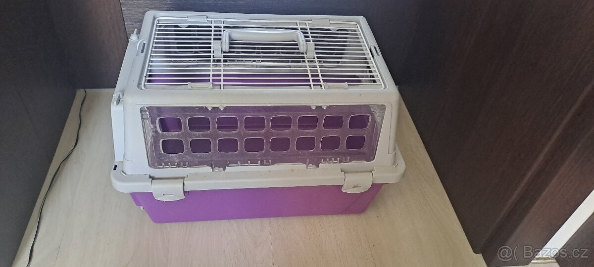 Přepravka pro zvířata (kočka)