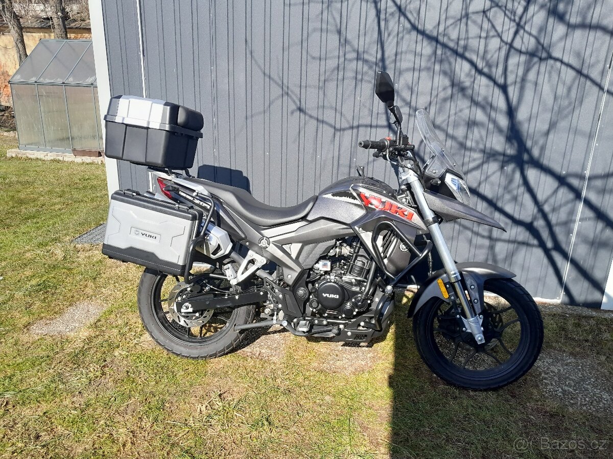 YUKI 125i XTR II šedá 2023
