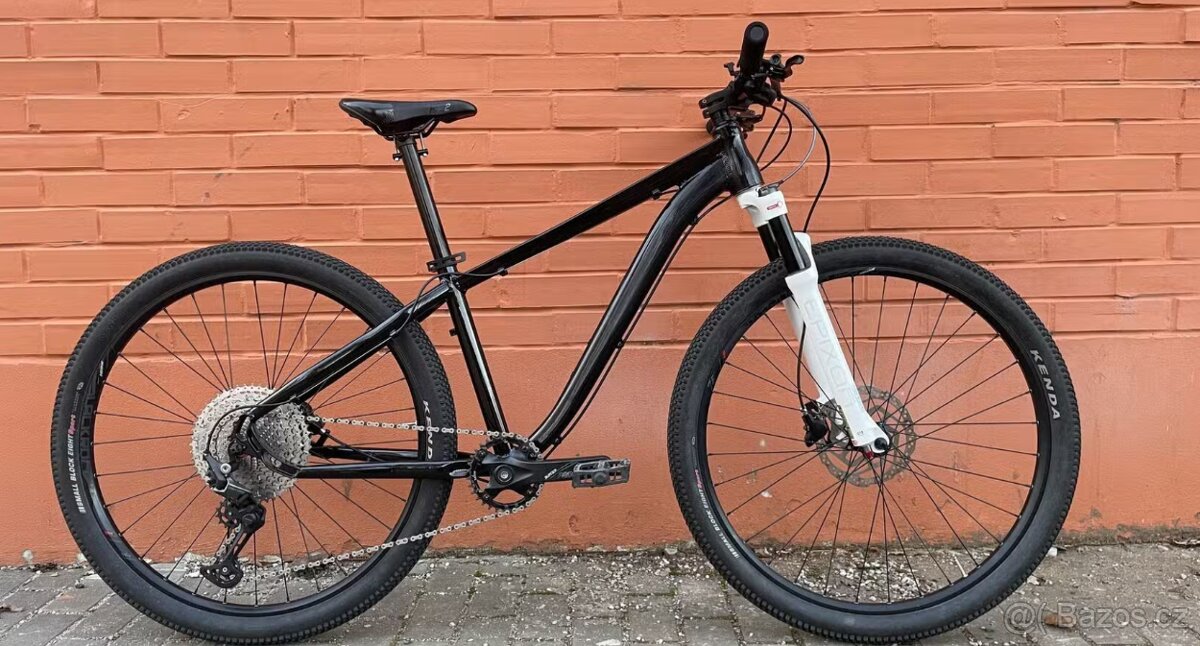 Horské kolo 27,5, 12T, Suntour Epixon, váha 11,9 kg