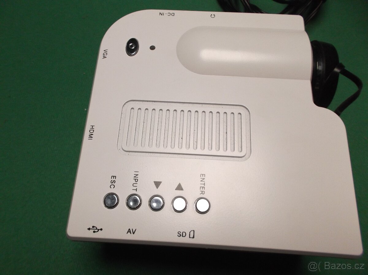 Mini LED projektor