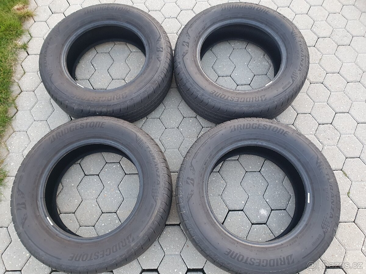 Bridgestone Turanza eco 102 V 225/65 R17 letní